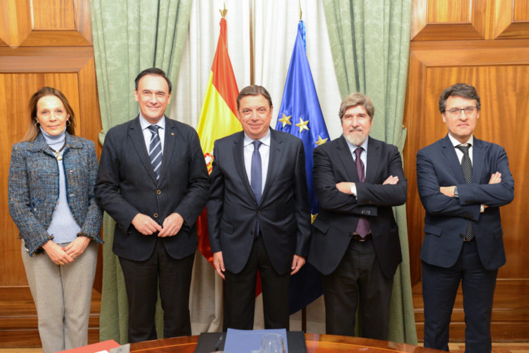 Spanish Agriculture Minister Luis Planas knows first-hand the work of the Triptolemos Foundation